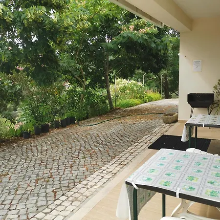 Cantinho Da Alice Family Feriehus